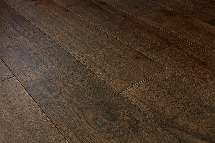 Galleria Professional Engineered European Rustic Oak Flooring Deep Forest Brown Lacquered - 20mm x 6mm x 190mm - Image 2