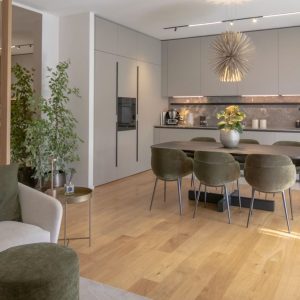 Engineered Oak Brushed UV Oiled Wood Flooring - 15mm x 4mm x 190mm