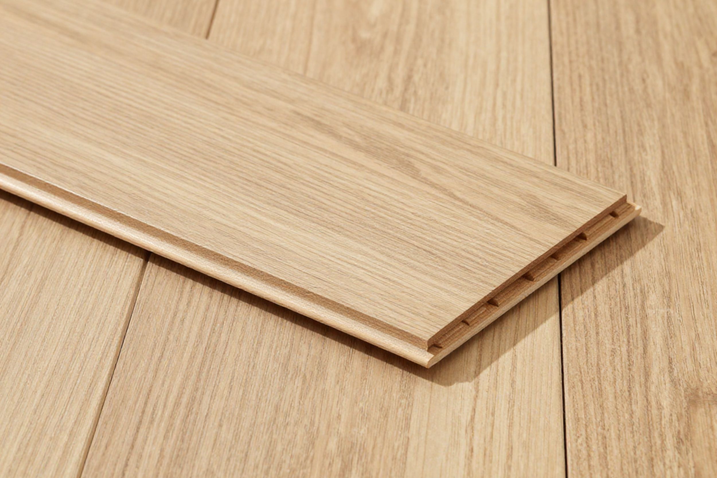 Engineered Oak Unfinished Wood Flooring - 12mm x 2mm x 150mm - Image 3